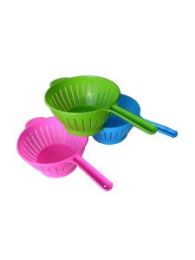Plastic colander with handle, assorted colors